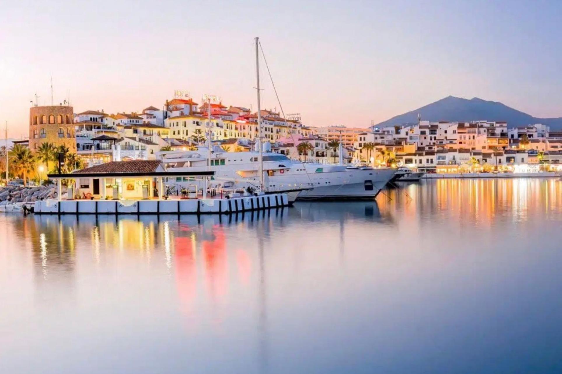 Marbella Beachfront - Beachside Apartment With Stunning Sea Views Extérieur photo