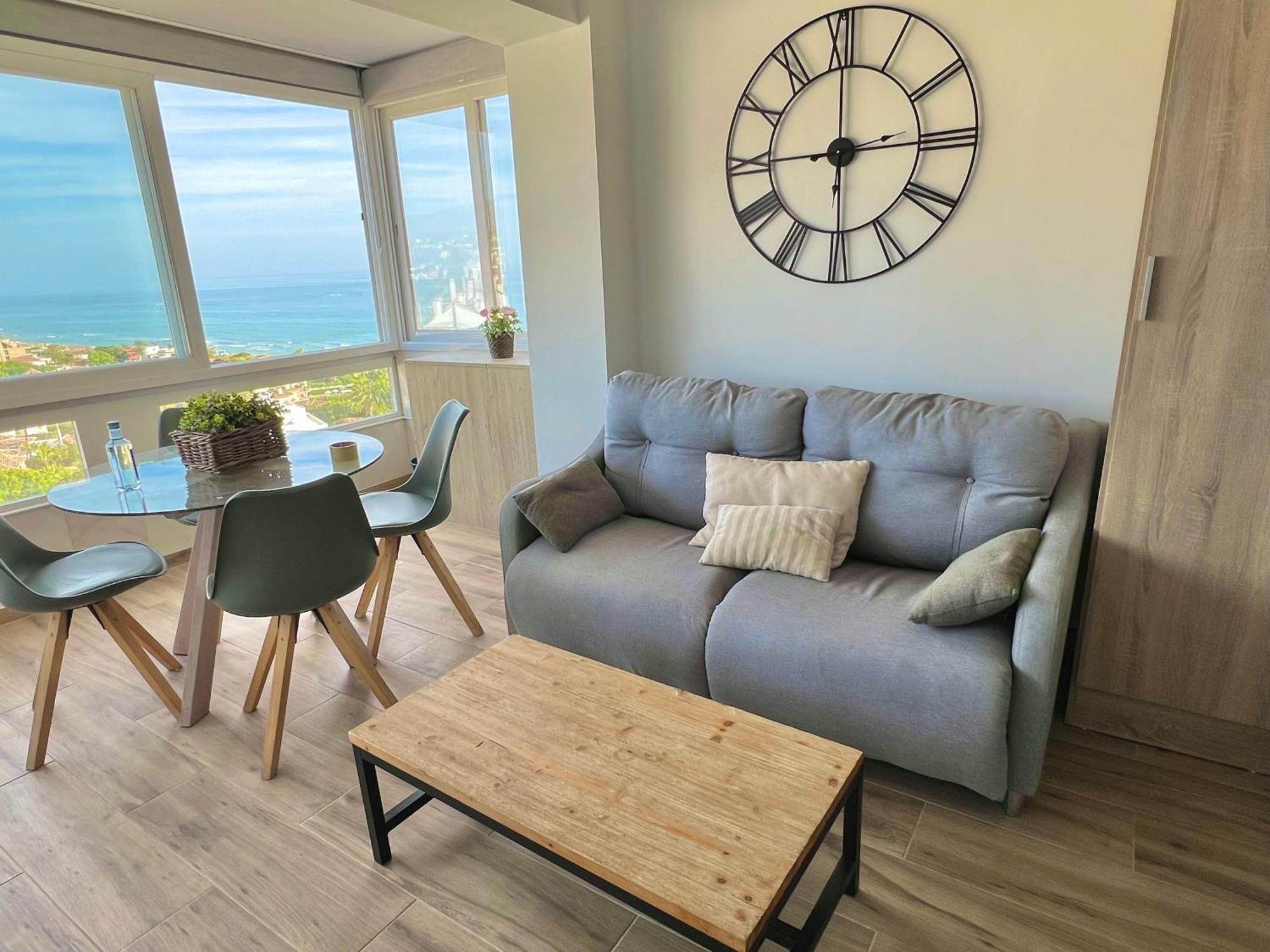 Marbella Beachfront - Beachside Apartment With Stunning Sea Views Extérieur photo